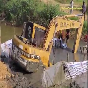 725K views · 2.4K reactions | CAT 312 Excavator Sinking in Deep Mud & Recovery by Komatsu D20P Dozer | Khu | Facebook
