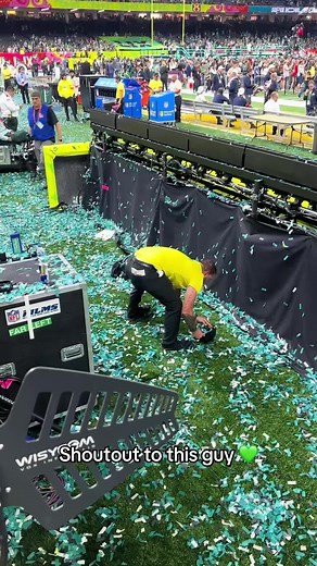 Super Bowl Confetti Celebration with Barstool Philly