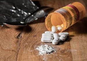 Opioid Crisis: U.S. Drug Distributors Propose $10 Billion to end public suits