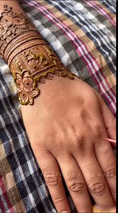 1.2M views · 19K reactions | Full tutorial  https://youtu.be/hDrVYJUx48k Instagram  https://www.instagram.com/reel/CoSext6gX5F/?igshid=YmMyMTA2M2Y= Tiktok  https://vt.tiktok.com/ZS8fRoHK6/ | Henna Artistry By Nowrin | Facebook