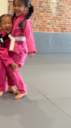 16 reactions | Our two tiniest champs working their takedowns today 勺勺勺勺 #takedowns #idontthinkyoureready #pinkpower #jiujitsugirls | Josh Vogel | Facebook
