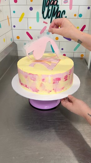 385K views · 10K reactions | LET’S DECORATE! Happy 21st birthday Meg! 勺 Buttercream is Tigga Mac Recipe (link in bio) and is coloured using COLOUR MILL! #tiggamac #okiedokie #cakedecorating #cakedecorator #cricut #buttercream | Tigga Mac | Facebook