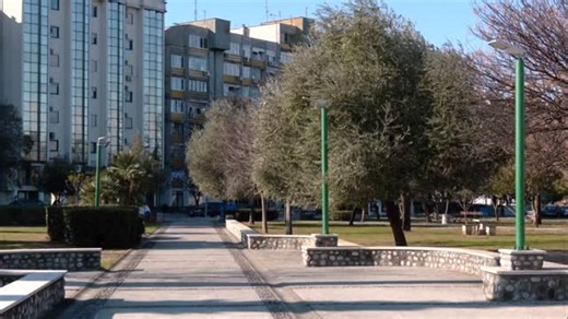 Televizija Podgorica on Instagram: "Islamska zajednica u Podgorici decenijama čeka adekvatno groblje za sahranu vjernika islamske vjeroispovijesti. Od nadležnih očekuju da se to pitanje konačno riješi – detaljnije u prilogu Erola Agovića."