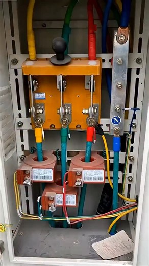 Electro Expert on Instagram: "Reason Behind this Electric Fire 🔥 ⚡️💡 #electricfire #shortcircuit #electricshock #electrician"