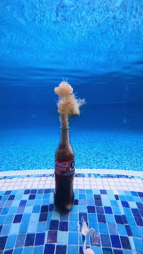 Mentos and Coca-Cola Pool Challenge: Explosive Fun!