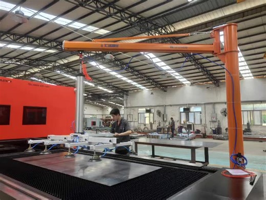 Easytech Floor Standing Floor-Mounted Engine-Powered Jib Core Components Crane