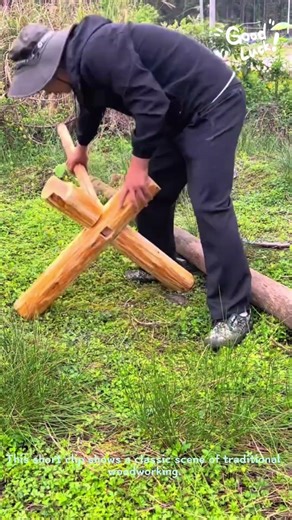 How to Use a Traditional Wooden Saw Horse