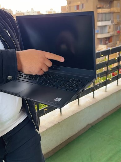 تسوق لابتوب Toshiba DynaBook Pro بخصم 50%