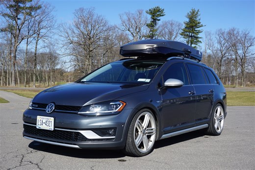 Modified 2019 Volkswagen Golf Alltrack SE 6-Speed