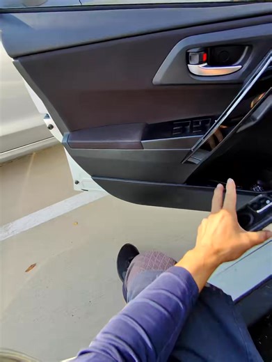 I was done changing the Tire before she could even find the E-brake.  #automotive #help #fyp #car #roadside | Brandon Scott Reddit | Facebook