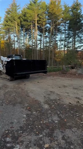 Us using the all new drag box design. #dragbox #asphalt #paving #asphaltpaving #pavinglife #asphaltpaving #pavinglife #dragboxpaving #pavingcontractors #construction #heavyequipment #draggtec #skidsteer #asphaltdriveway