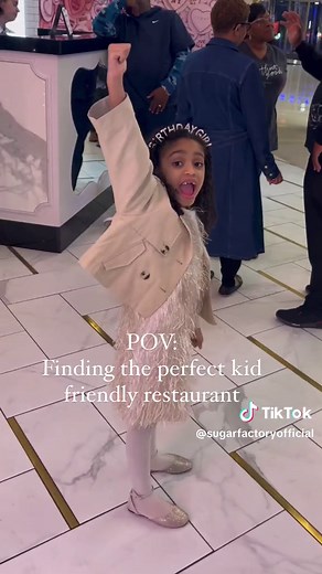 Family-Friendly Dining at Sugar Factory | Kid-Friendly Restaurant Experience