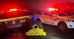 Polícia encontra 52 kg de cocaína e crack em estepe de carreta com doações para o RS