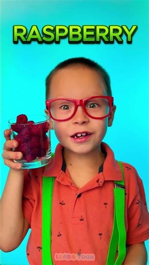 🍏 The Amazing Apple Challenge: Will It Sink or Float? 🥤#funforkids #smartkids