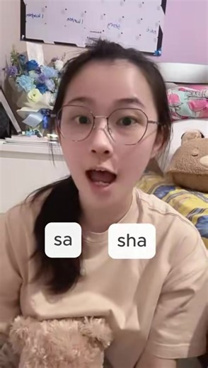 Here, I'll simplify it guys, the difference is z, c, s and zh, ch, sh. How? It's easy, right?? 🤗 | Learn Chinese With Syndra