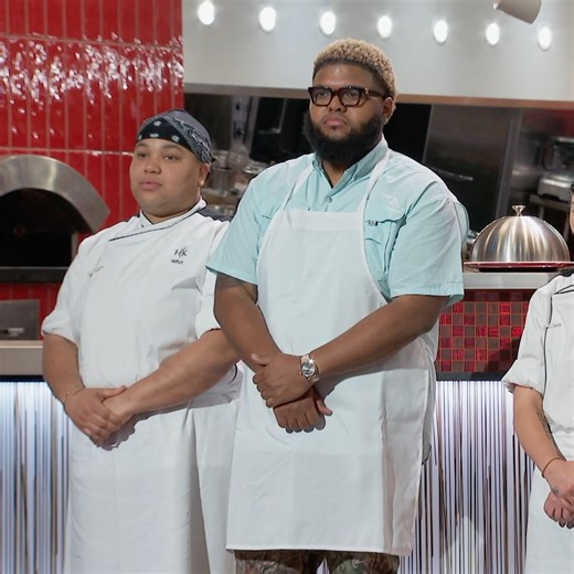 You never know who might pop into Hell's Kitchen. 😂 Find out what Season 24 has in store in the #HellsKitchen premiere this Thursday on FOX, next day on Hulu! | Food Club FOX