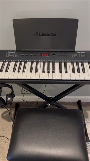 Watch Perfect beginner keyboard on Amazon Live