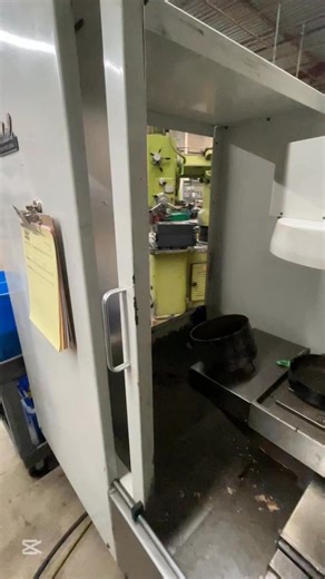 Prepping our used machines before they’re sent out to customers is oh so satisfying😌 | Machinery Masters