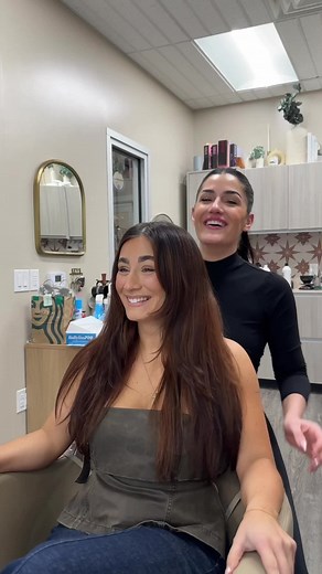 Dramatic Haircut Transformation by a Skilled Hairdresser