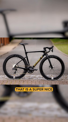 Gold chain 🤜🤛 This Ribble Endurance SL Disc from combatclaret earns its spot at the most SUPER NICE bike of the week! Into the Bike Vault it goes 🤝🥇 Submit your best bike photo onto the GCN app for your chance to make it into the Bike Vault! #GCNTech #BikeVault | GCN Tech