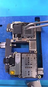 Remove motherboard and memory card to save the data。 | FIXST Mobile Phone Repair Online Course Enrollment