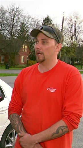 Pioneer firefighters walk out over dispute with mayor