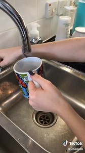 Oh, so THIS is actually the right way to make a nice cup of tea! I think I've been doing it wrong my entire life 😂 | I Love A Nice Cup Of Tea