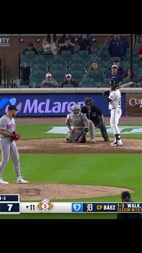 Exciting Moments from the MLB Game!