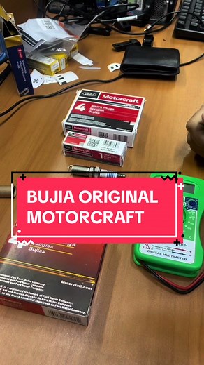 Las bujías originales Motorcraft son clave para el rendimiento óptimo de tu motor. El ohmeaje adecuado en estas bujías garantiza una chispa precisa y eficiente, lo que se traduce en una mejor combustión y mayor rendimiento. No escatimes en calidad, elige siempre las bujías originales Motorcraft para mantener tu motor en su mejor estado. #Motorcraft #BujíasOriginales #RendimientoÓptimo #bujiasp411 #bujiafiesta #bujiaoriginal #bujia