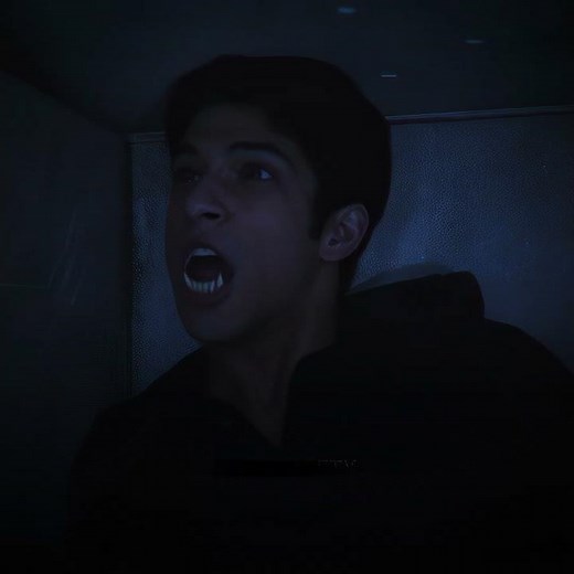 Scott saves Allison from Kanima (TEEN WOLF)