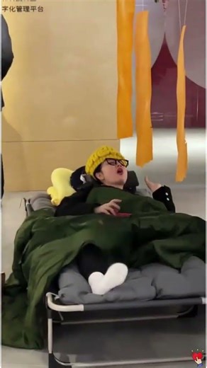 #funny #funnyshorts #viral #viralshorts#comedy #fails#prank#cute#reaction#wholesome #respect#shorts