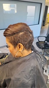 33K views · 843 reactions | Living out loud … I wanted this and @manutethecelebritybarber executed it! | englewoodbarbie | Facebook