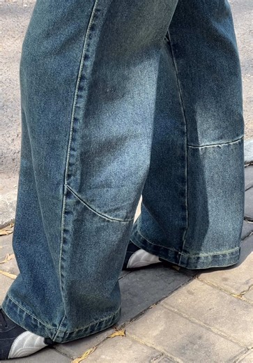 Loose Fit Denim Pants from @SIDES of US. Clean cut. Perfect silhouette Available on Dowithdash.com for international shipping #vietnameselocalbrand #vietnamfashion #dowithdash #foryou #fashiontiktok