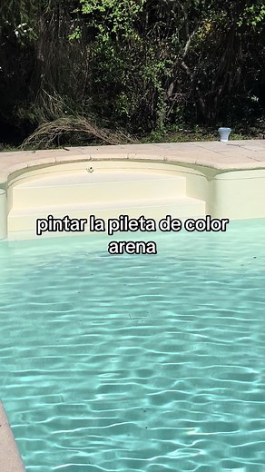 Colorful Pool Designs for a Vibrant Summer