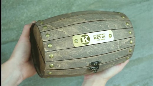 Personalized Whiskey Glasses Gift Set: Engraved Barrel, Groomsmen Gift - Etsy