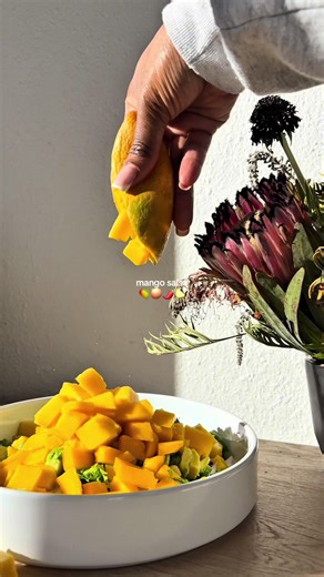 Fresh Mango Salsa Recipe for Tacos and More