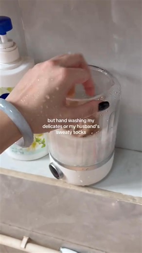 Handwashing is OUT. Mini Washing Machine is IN. 💫 This tiny powerhouse removes dirt in minutes — no cords, no stress, no mess. Great for home, travel, gym, outdoors… literally everywhere! 😍 Try it once and you’ll never go back to handwashing. 👇 Tap “Buy Now” and upgrade your routine! | Lindoublin