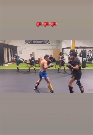 Love a scissor kick , exited to get back on the mats 💯 #mma #ufc