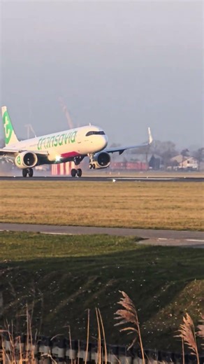 ✈️🇳🇱 Classic Plane Spotting at Amsterdam Schiphol Airport #shorts #aviation