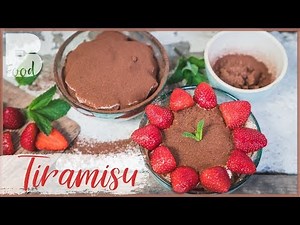 Erdbeer Tiramisu im Glas ohne Mascarpone - Gesunder Proteinnachtisch