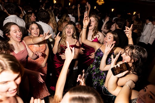 See our favorite 8 photos from Forest Hills Northern’s prom 2025