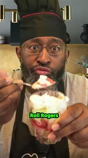 This Homemade Strawberry Shortcake Tastes Exactly Like Roy Rogers!