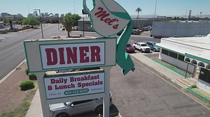 Check out the amazing atmosphere at Mel's Diner | Rediscover Arizona