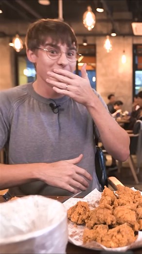 British accent challenge: Surprising Cockney skills over fried chicken!