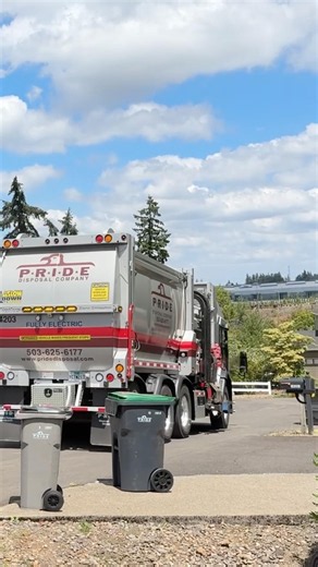 Pride Disposals newest Electric garbage truck! #electric #zeroemissions #garbagetruck