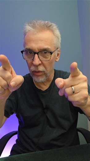 Can you read Alexa's mind? #magician #magictrick