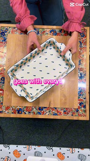 BOGO LiveSale today at 2 PM EST! PINK FRIDAY deals: Buy One, Get One 60% OFF! Use code: PINK60 Join us LIVE and grab your favorites before they’re gone! 💕🛍 🔗 https://surroundingspolishpottery.commentsold.com/links #surroundingspolishpottery #polishpottery #livesale #bogosale | Surroundings Polish Pottery