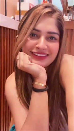 අන්සතු මලක්❤️ Nethmi Liyanage | Sri Lankan best model #shorts