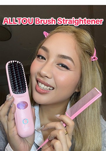 Brush your hair and straighten it at the same time with this portable BRUSH STRAIGHTENER! It’s like hair iron while you brush. Really nice to tame frizzy and thick hair. You’ll get that natural straightness! Recommend!!! #alltouhairstraigtener #alltouhaircomb #hairstraighten #ironbrush #hairiron