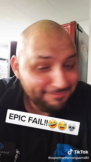 #stitch with @xxxfairieexxx Thats what we call... EPIC FAIL!!🤣🤣😅💀 #epicfail #humor #poledancegonewrong